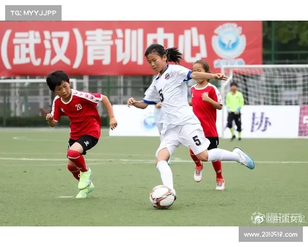 切尔西女足与中国青训合作首位球员成功签约引关注